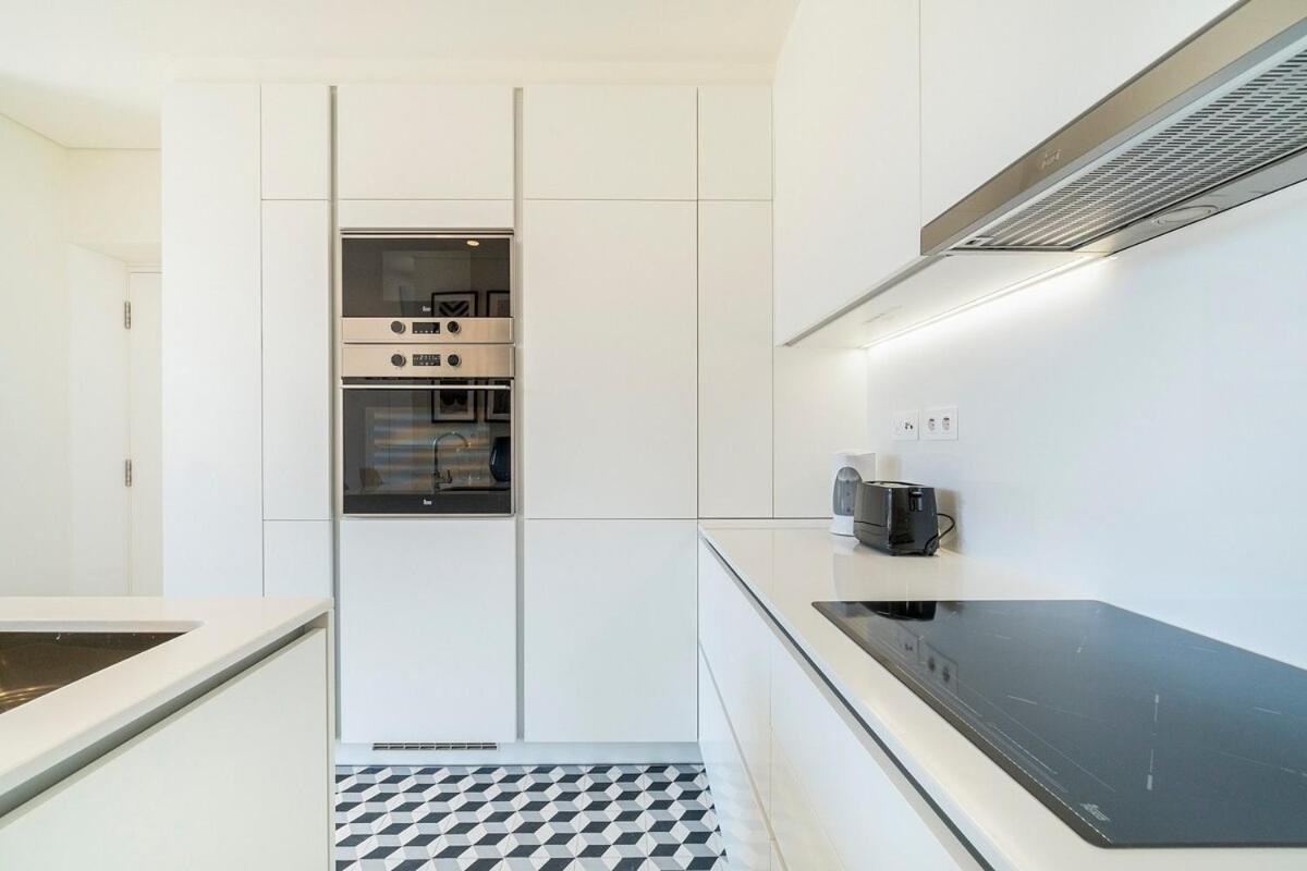 Modern 1 Bedroom Lisbon Apartment With Balcony エクステリア 写真
