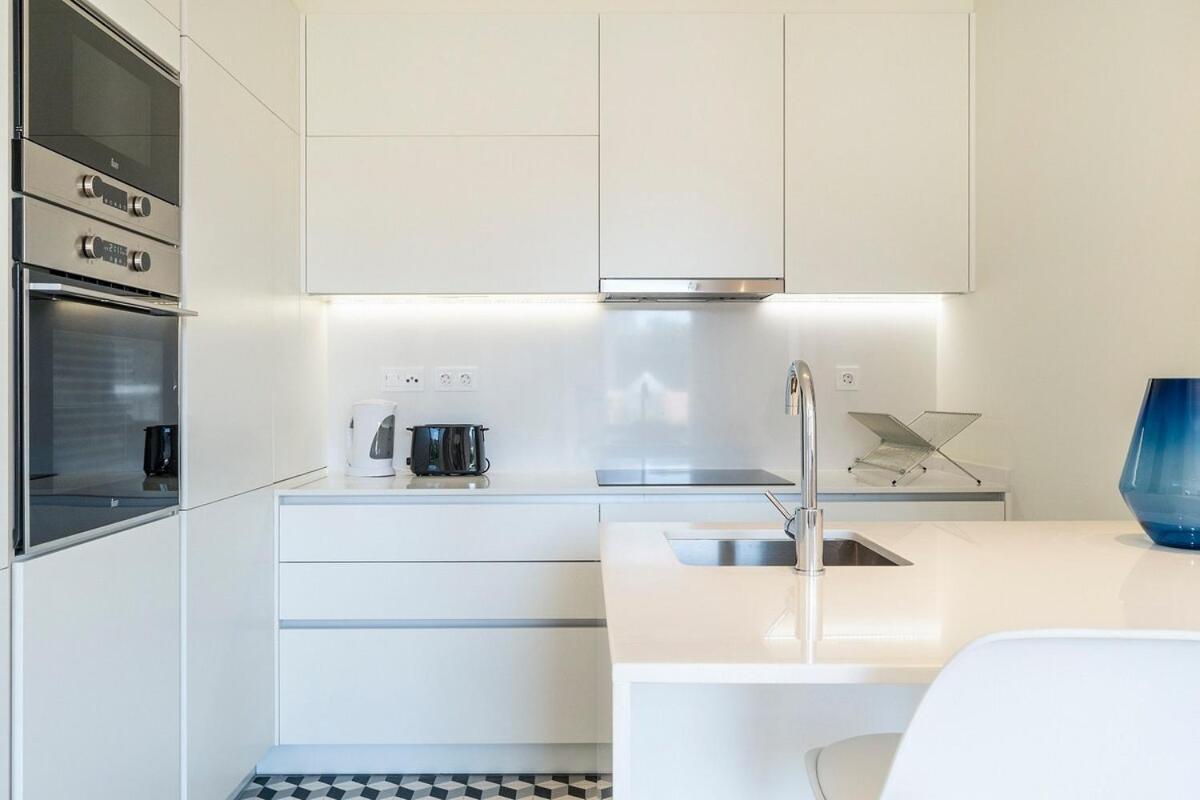 Modern 1 Bedroom Lisbon Apartment With Balcony エクステリア 写真