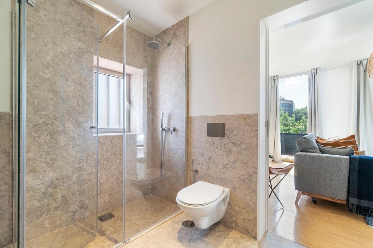 Modern 1 Bedroom Lisbon Apartment With Balcony エクステリア 写真